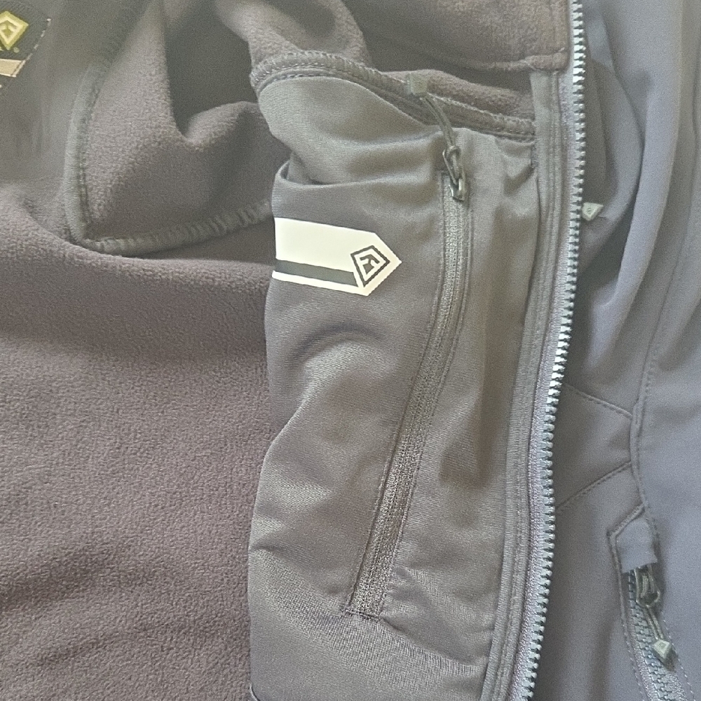 First Tactical Men's Performance Soft Shell Short Jacket Midnight Navy Size XL - Picture 14 of 15